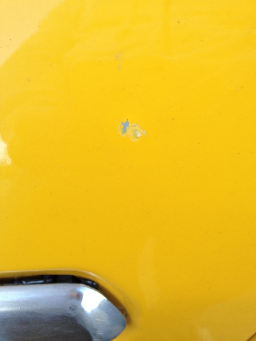 arg. paint chip on the 280z door